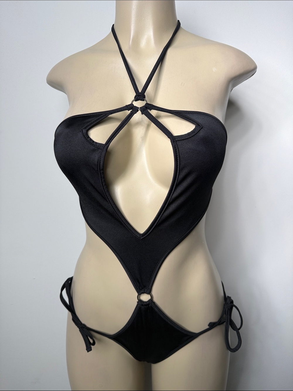 Black Cutout Halter One-Piece Swimsuit - Women's Strappy Monokini